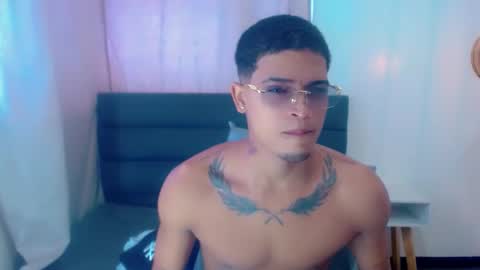 Isaacas online show from 11/18/25, 11:36