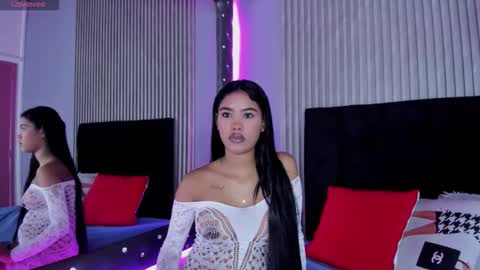 Snapshot of isabela_kity chatting on 10/16/25, 09:27 isabela_kity online show from 10/16/25, 09:27