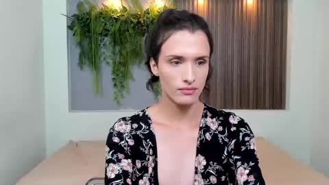 IsabelFernandez online show from 09/21/25, 05:20