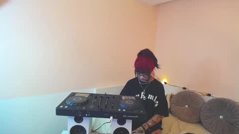    online show from 12/03/24, 01:30