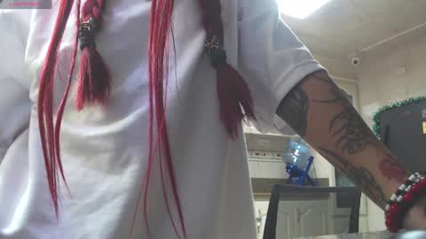    online show from 12/24/24, 09:33