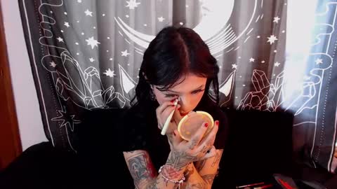    online show from 01/02/25, 06:56