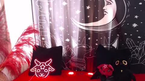    online show from 02/21/25, 07:32