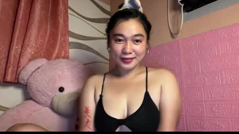 Snapshot of isabella_ember chatting on 09/18/25, 09:28 Your Isabella online show from 09/18/25, 09:28