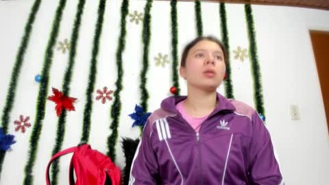 isabella_jaramillo online show from 11/26/25, 12:17