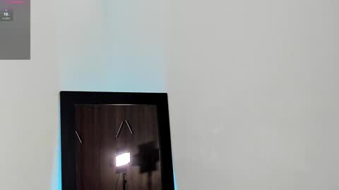 Snapshot of isabella_savina chatting on 01/17/25, 11:18 Isabella online show from 01/17/25, 11:18