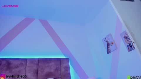 Isabella White online show from 02/07/25, 08:10