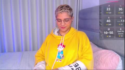 Snapshot of isabellamoutt chatting on 11/20/25, 12:44 Isabella Mout online show from 11/20/25, 12:44