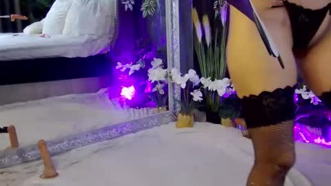 IsabelleEthan online show from 01/17/25, 05:53