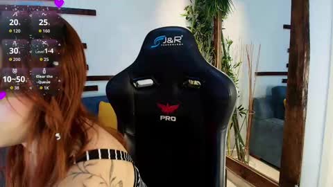 Isa online show from 10/16/25, 01:01