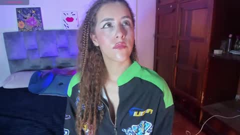 Snapshot of isangel_ chatting on 09/10/25, 06:13 Isabela online show from 09/10/25, 06:13