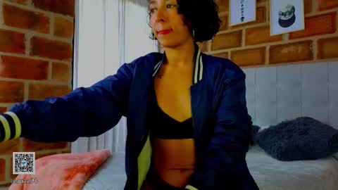 Isabela Paz online show from 11/14/25, 03:00