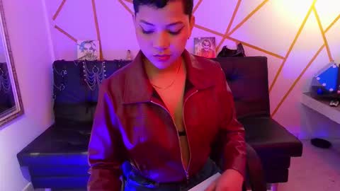 Snapshot of ise_lunny chatting on 09/29/25, 04:17 isabela online show from 09/29/25, 04:17