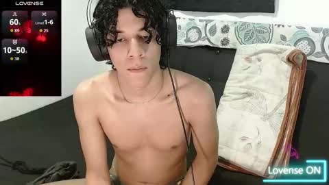 Snapshot of isidroglasc chatting on 10/13/25, 09:15 Isidro online show from 10/13/25, 09:15