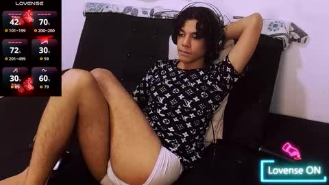 Snapshot of isidroglasc chatting on 11/02/25, 11:07 Isidro online show from 11/02/25, 11:07