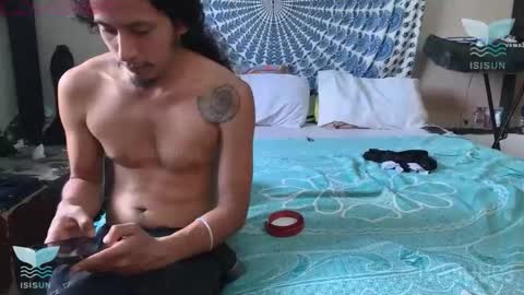 Isis  Alan online show from 11/09/25, 06:17