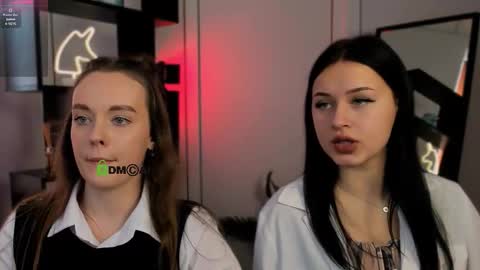 isla_dior online show from 10/07/25, 08:44