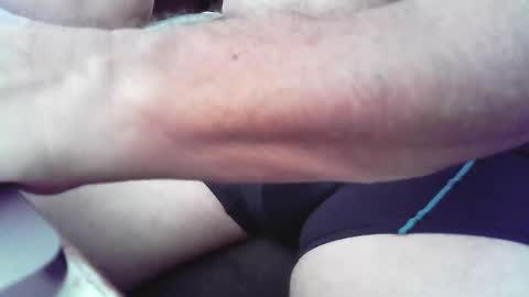 Snapshot of islandforfun chatting on 03/11/25, 02:07 islandforfun online show from 03/11/25, 02:07