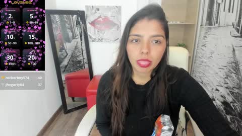 Snapshot of issa_nassar chatting on 01/07/25, 04:27 Issa online show from 01/07/25, 04:27