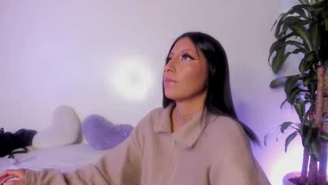 Issa and Neron online show from 11/22/25, 04:06