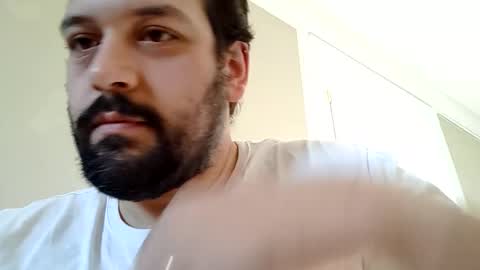 Snapshot of italianbigboy93 chatting on 10/18/25, 01:34 italianbigboy93 online show from 10/18/25, 01:34