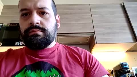 Snapshot of italianbigboy93 chatting on 11/08/25, 01:33 italianbigboy93 online show from 11/08/25, 01:33