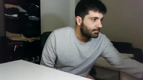 italianboybcn online show from 01/15/25, 01:02