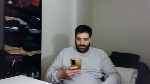 italianboybcn online show from 01/15/25, 08:30