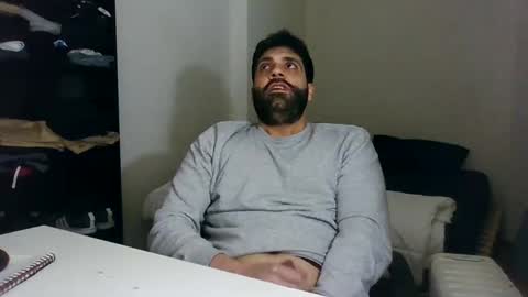 italianboybcn online show from 01/15/25, 09:51