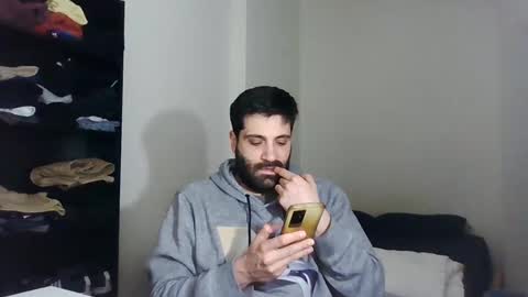 italianboybcn online show from 01/22/25, 07:35