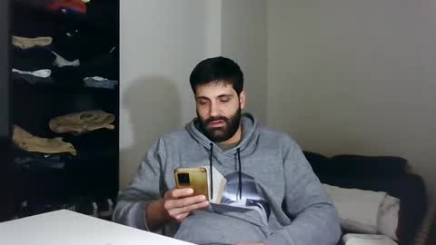 italianboybcn online show from 01/22/25, 10:40