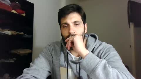 italianboybcn online show from 03/05/25, 09:37