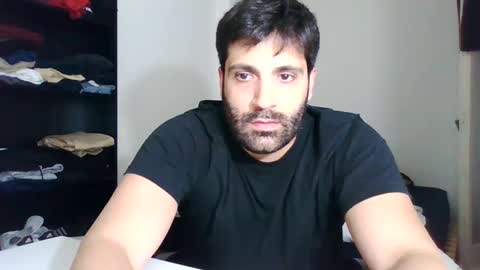 italianboybcn online show from 03/06/25, 08:48