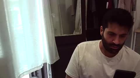 italianboybcn online show from 09/13/25, 07:08