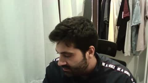 italianboybcn online show from 09/24/25, 08:01