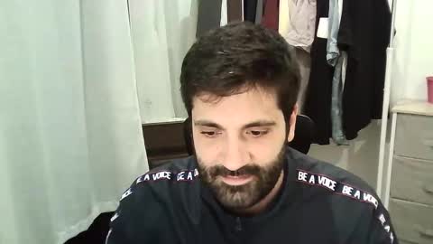 italianboybcn online show from 10/01/25, 06:25