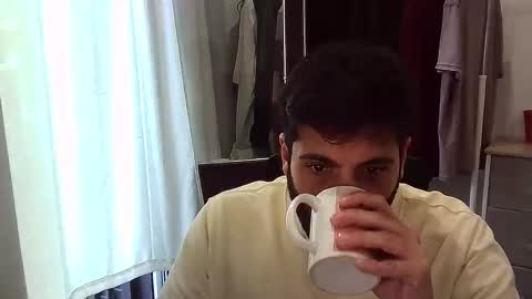 italianboybcn online show from 10/30/25, 08:05