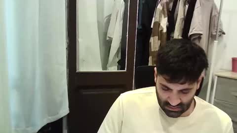 italianboybcn online show from 11/09/25, 08:12