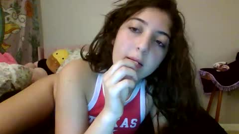 Snapshot of italiankittyx chatting on 11/12/25, 01:50 ItalianKitty online show from 11/12/25, 01:50