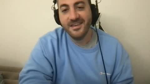 Snapshot of italianknob chatting on 01/02/25, 07:33 Valentino online show from 01/02/25, 07:33