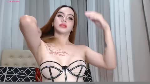 Emily online show from 11/13/25, 04:44