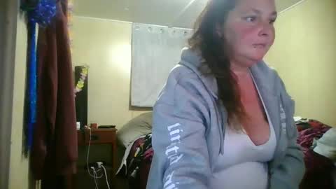 Snapshot of its_kimber chatting on 01/14/25, 03:36 its kimber online show from 01/14/25, 03:36