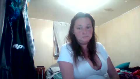 Snapshot of its_kimber chatting on 02/14/25, 05:46 its kimber online show from 02/14/25, 05:46