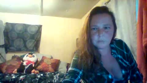 Snapshot of its_kimber chatting on 10/01/25, 04:02 its kimber online show from 10/01/25, 04:02