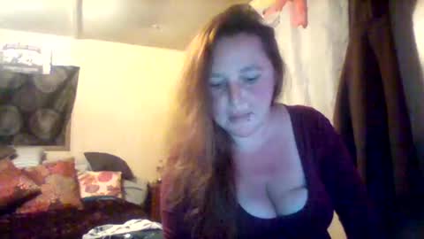 Snapshot of its_kimber chatting on 10/16/25, 11:22 its kimber online show from 10/16/25, 11:22