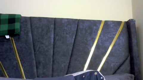 Snapshot of its_sweet chatting on 09/18/25, 11:07 BigAss horny online show from 09/18/25, 11:07