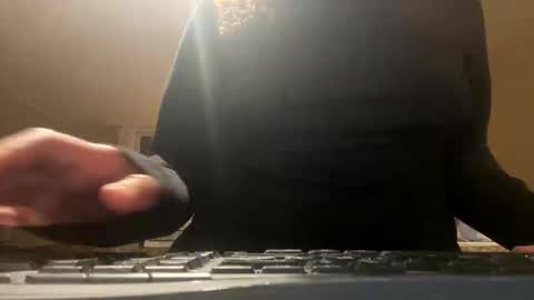 Snapshot of itslovefrank chatting on 11/27/25, 06:48 itslovefrank online show from 11/27/25, 06:48