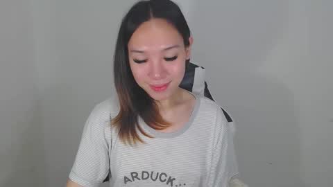 itsmehotqueen online show from 10/19/25, 10:21