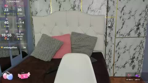 Itsuki N online show from 10/16/25, 01:45