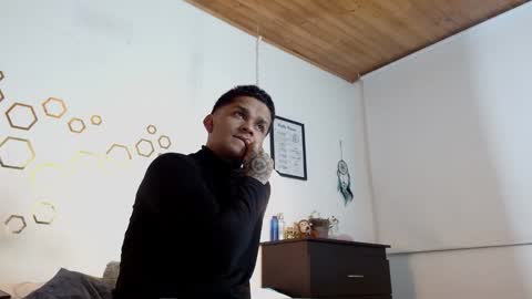Snapshot of ivana_rose chatting on 09/21/25, 02:13 Adris online show from 09/21/25, 02:13